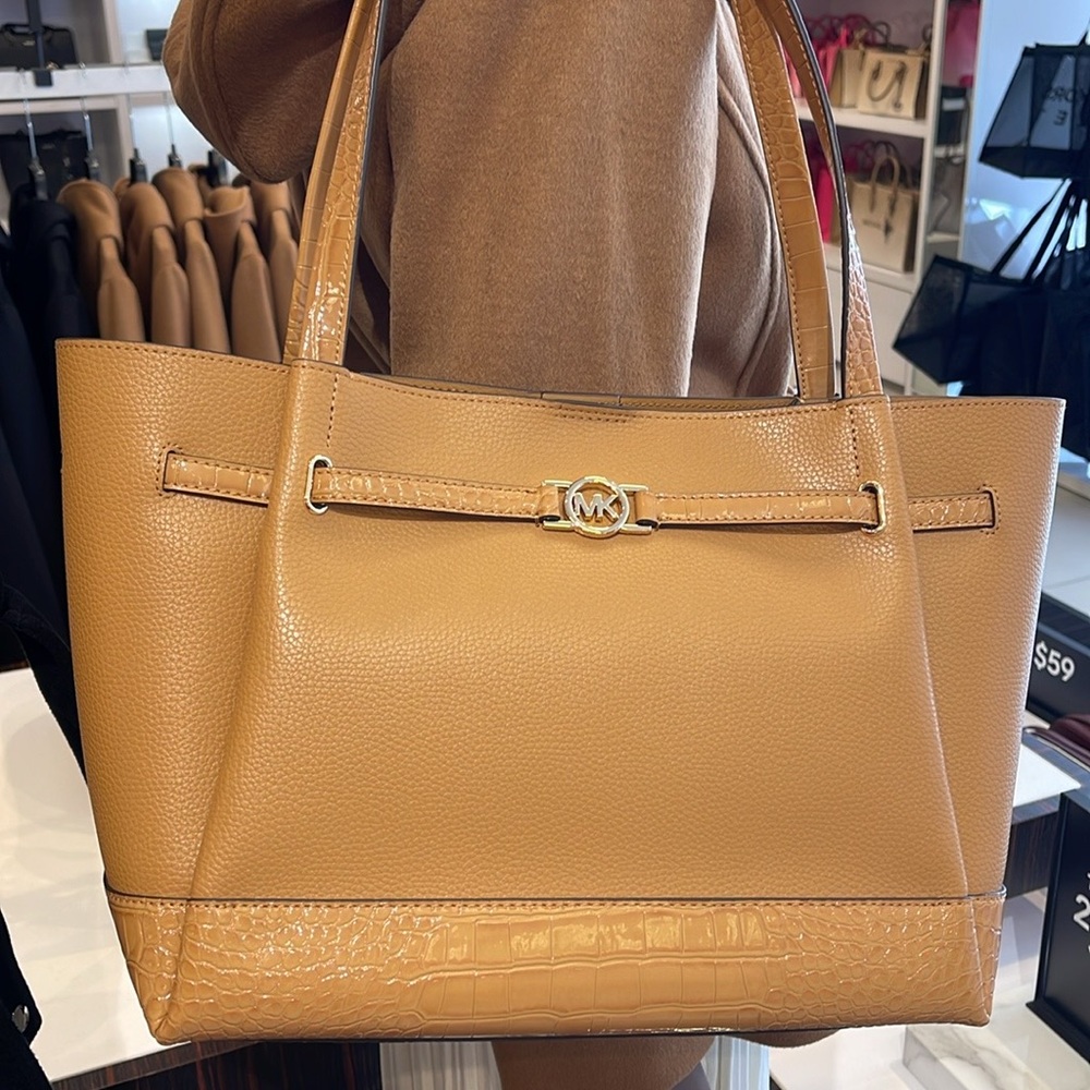 MICHAEL KORS
Reed Large Leather Belted Satchel Shoulder Tote Handbag 
Deer NWT - Picture 15 of 16